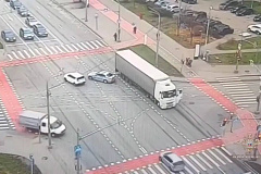 Владимир Колокольцев наградил сотрудника столичной Госавтоинспекции капитана полиции Павла Сметанина медалью МВД России «За смелость во имя спасения»